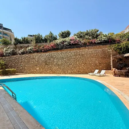 Sa Apartments! 2br Flat 150m To The