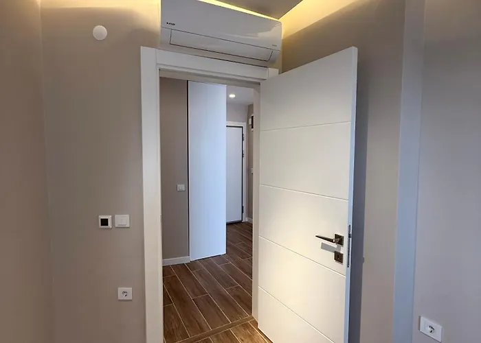 Sa Apartments! 2Br Flat 150M To The Beach Apartman