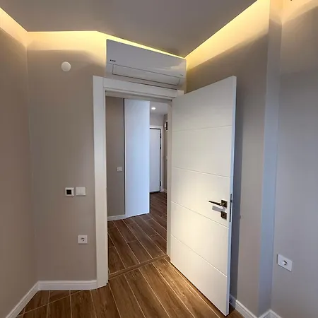 Sa Apartments! Sea View 2bd Flat Apartment