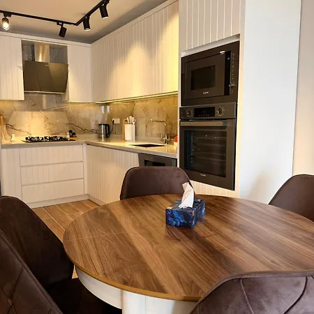 Sa Apartments! Sea View 2bd Flat *