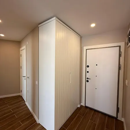 Apartment Sa Apartments! Sea View 2bd Flat